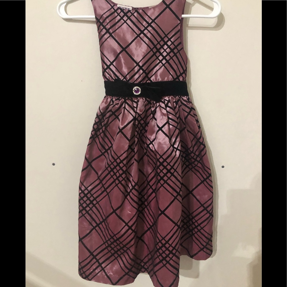 Girls dress